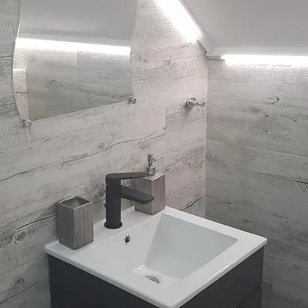 Privatunterkunft Pod Agawa